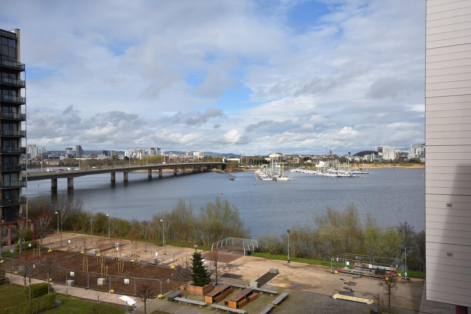 43 Douglas House, Ferry Court, Cardiff, CF11 0LD